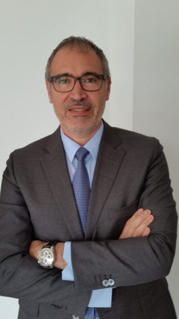 Alfredo Ferre en la revista nº 53 mayo 2016 de AITEX