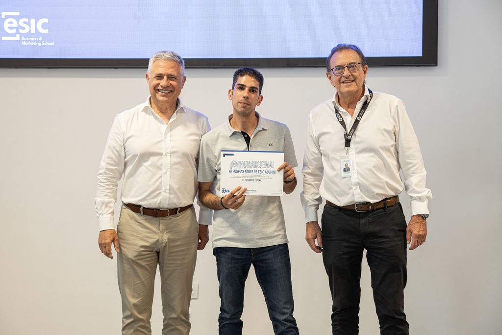 EntregadiplomasESICAitex-94